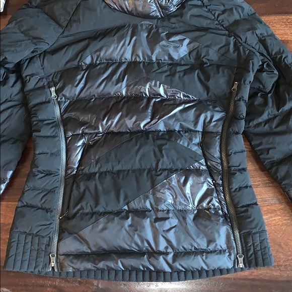 Lululemon puffer jacket - Picture 2 of 8